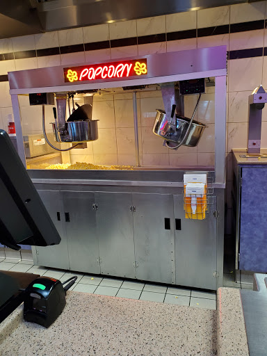 Movie Theater «Regal Cinemas Atlantic Station 18 IMAX & RPX», reviews and photos, 261 19th St NW #1250, Atlanta, GA 30363, USA