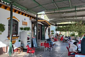 Venta Restaurante El Cortijo image
