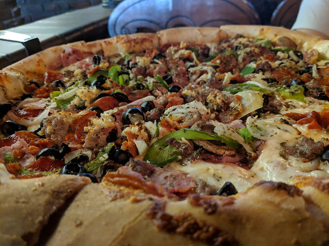 #4 best pizza place in Walnut Creek - Skipolini's Pizza