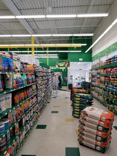Pet Supply Store «Pet Supplies Plus», reviews and photos, 311 Sagamore Pkwy N, Lafayette, IN 47904, USA