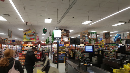 Grocery Store «ShopRite of Veterans Rd», reviews and photos, 3010 Veterans Rd W, Staten Island, NY 10309, USA