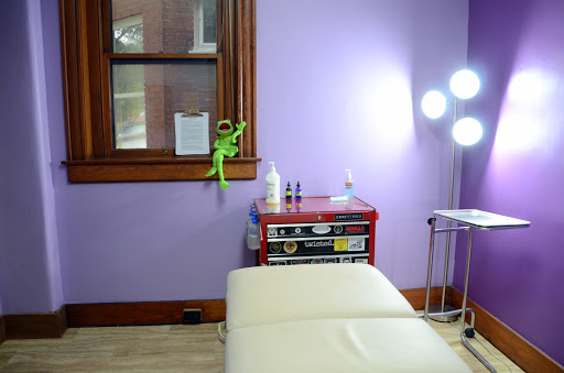 Tattoo Shop «Twisted Images», reviews and photos, 1225 Bardstown Rd, Louisville, KY 40204, USA