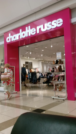 Shopping Mall «Woodland Mall», reviews and photos, 3195 28th St SE, Grand Rapids, MI 49512, USA