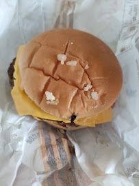 Cheeseburger du Restauration rapide McDonald's Autun - n°9