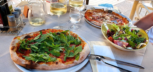 Bagni Orano Ristorante e Stabilimento Balneare in Lacona, Provincia di Livorno