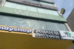 Ayaans Men Hair Salon & Spa image