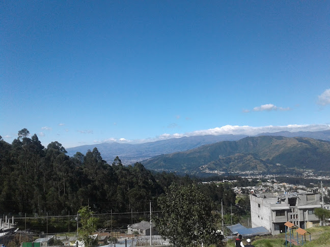 Area Verde Paraiso De Los Pinos - Quito