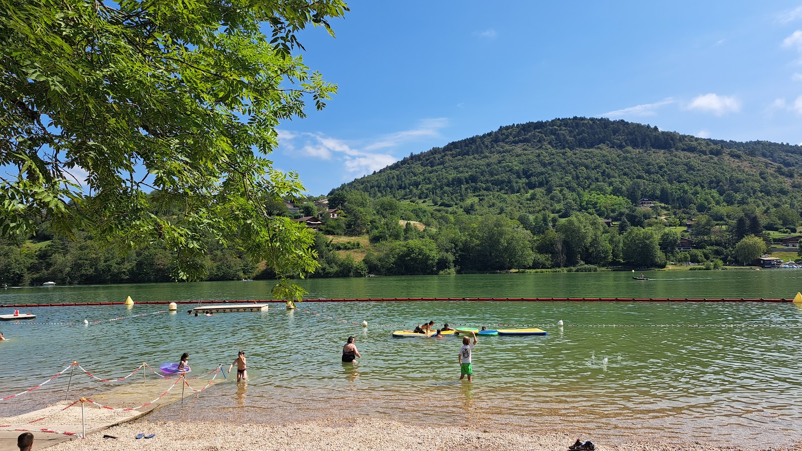 Photo de Chambod Beach avec un niveau de propreté de très propre