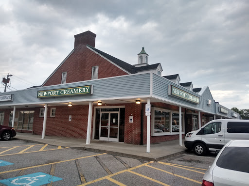 American Restaurant «Newport Creamery», reviews and photos, 1256 Warwick Ave, Warwick, RI 02888, USA