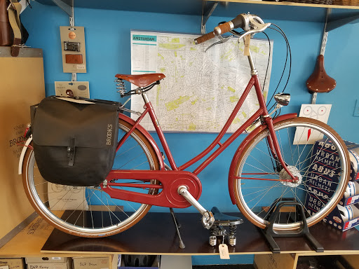 Bicycle Store «J.C. Lind Bike Co.», reviews and photos, 1311 N Wells St, Chicago, IL 60610, USA