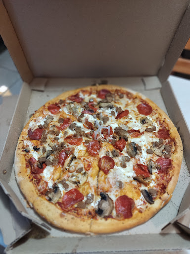 Domino's Silvestre Terrazas