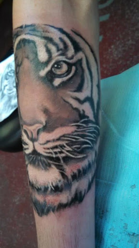 Explore easy cool tattoo ideas, creative tattoo ideas in Baltimore, available at Absolute Tattoo & Body Piercing