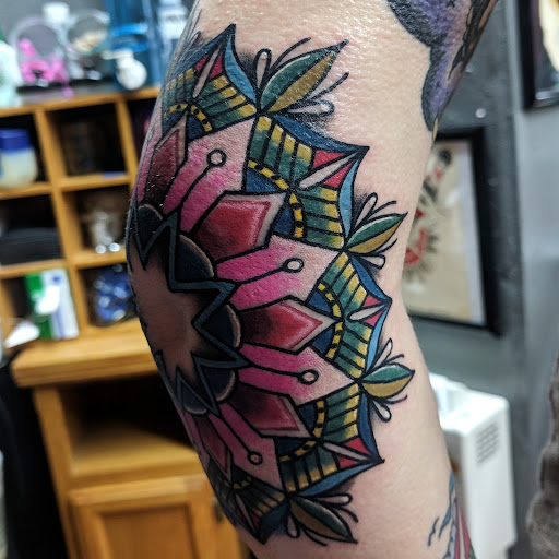 Explore simple colorado tattoo ideas, creative tattoo ideas in Vincennes, available at Silver Owl Tattoo