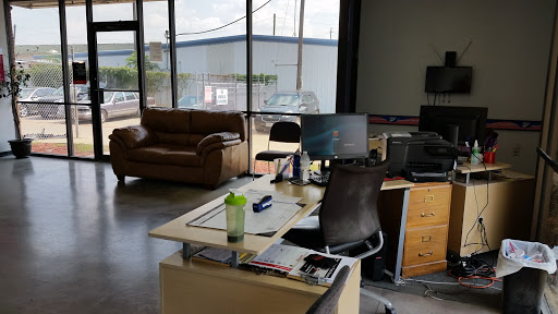 Auto Body Shop «Maaco Collision Repair & Auto Painting», reviews and photos, 1440 N Beckley St, Lancaster, TX 75134, USA