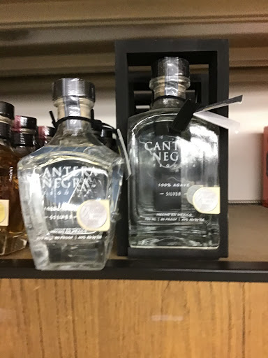 Party Store «Keg Party Shop», reviews and photos, 534 N Huron St, Ypsilanti, MI 48197, USA