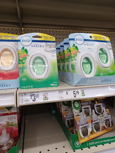 Discount Store «Big Lots», reviews and photos, 1515 Garner Station Blvd, Raleigh, NC 27603, USA