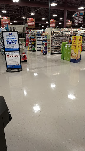 Supermarket «Giant Eagle Supermarket», reviews and photos, 320 Market Dr, Elyria, OH 44035, USA