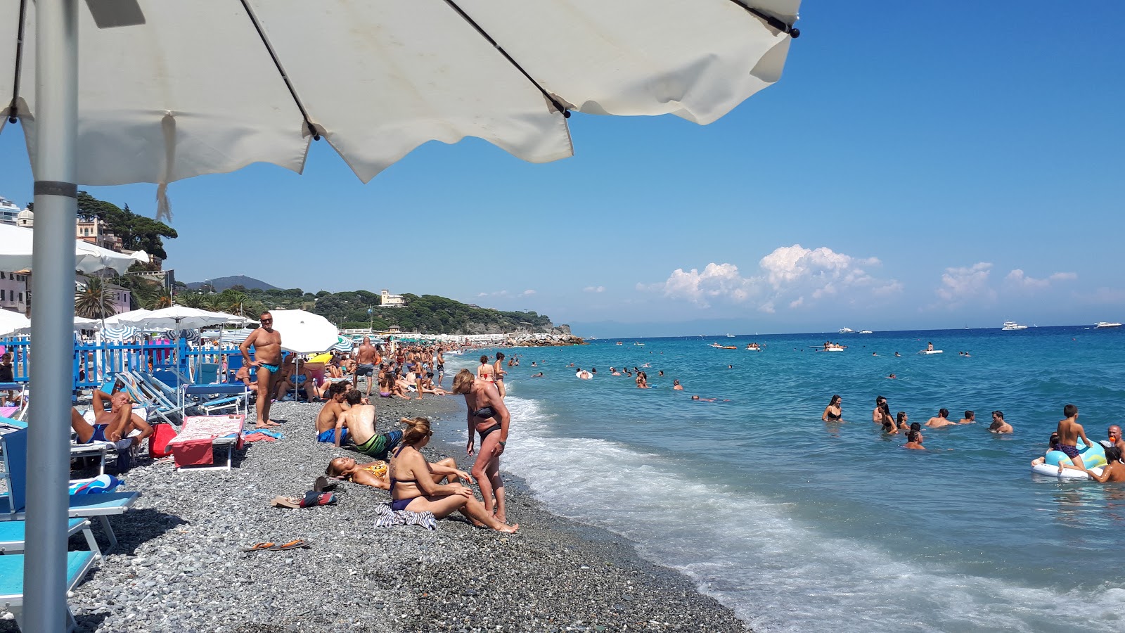 Foto van Spiaggia Celle en de nederzetting