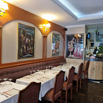 Atmosphère du Restaurant indien Aasman restaurant à Paris - n°2