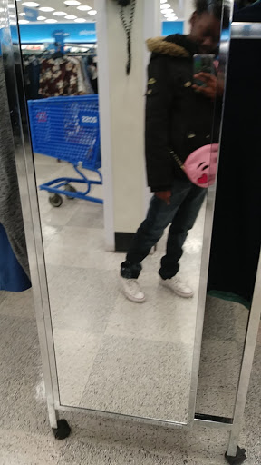 Clothing Store «Ross Dress for Less», reviews and photos, 8021 E Kellogg Dr, Wichita, KS 67207, USA