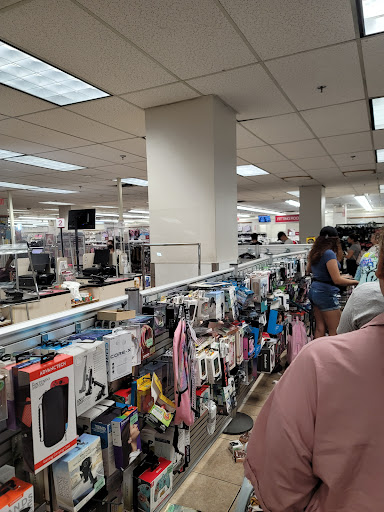 Clothing Store «Burlington Coat Factory», reviews and photos, 365 Rockaway Turnpike #290, Lawrence, NY 11559, USA