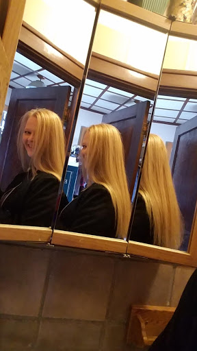 Beauty Salon «R Salon & Spa», reviews and photos, 401 Pleasant Ave, Staples, MN 56479, USA