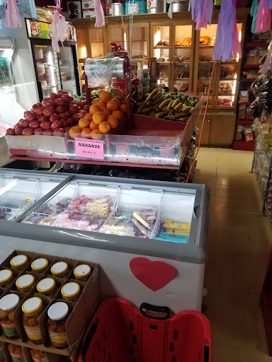 Mexican Grocery Store «Ranchito Super Store», reviews and photos, 4120 SW Cedar Hills Blvd, Beaverton, OR 97005, USA