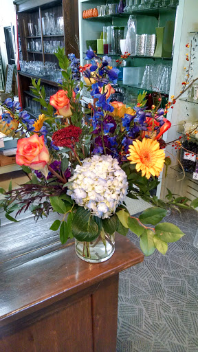 Wedding Store «Susan McKnight Floral Studio», reviews and photos, 217 S Pattie St, Wichita, KS 67211, USA