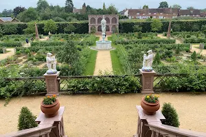 Kenilworth Castle and Elizabethan Garden image