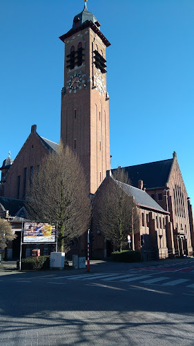 Beoordelingen van Onze-Lieve-Vrouw Middelareskerk in Turnhout - Kerk