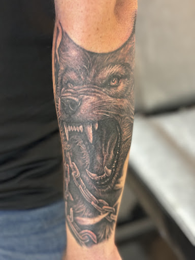 Explore dragon tattoo ideas for ladies, creative tattoo ideas in Sarasota, available at SEVEN SINS Tattoo Studio