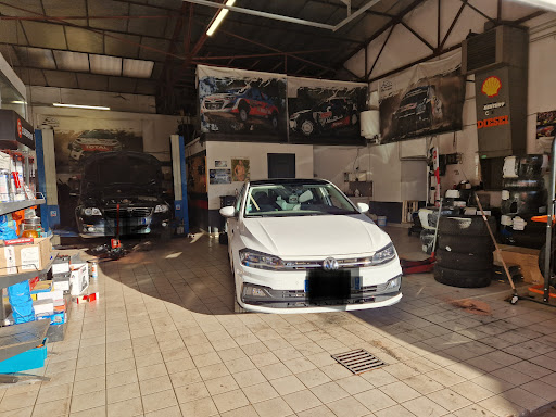 Photo 1 - GARAGE COURIOL EUROREPAR / DEPANNAGE Automobile