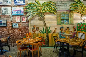 El Meson De Pepe's Restaurant & Bar image