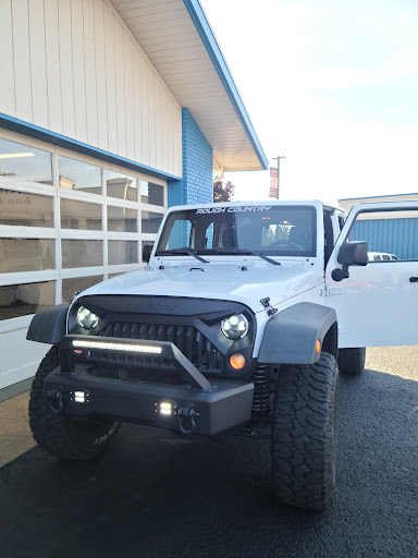 Car Dealer «Bickmore Auto Sales», reviews and photos, 2020 E Powell Blvd, Gresham, OR 97080, USA