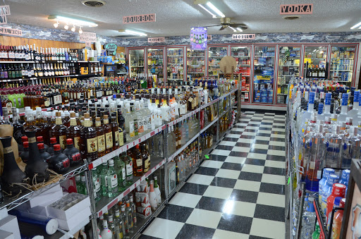 Liquor Store «Barnyard Liquor», reviews and photos, 667 Cedar Grove Rd, Shepherdsville, KY 40165, USA