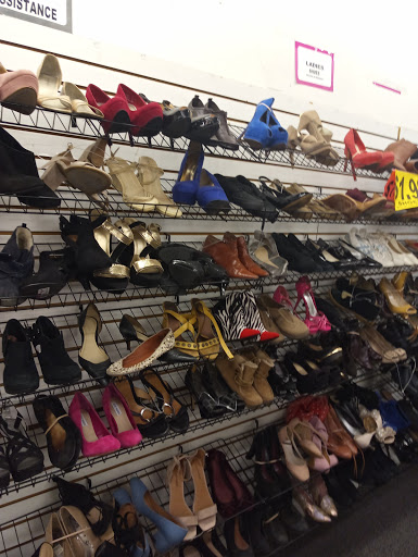 Clothing Store «Jomar», reviews and photos, 2590 Grant Ave, Philadelphia, PA 19152, USA