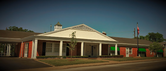 Smith Funeral Home & Chapel in Hannibal