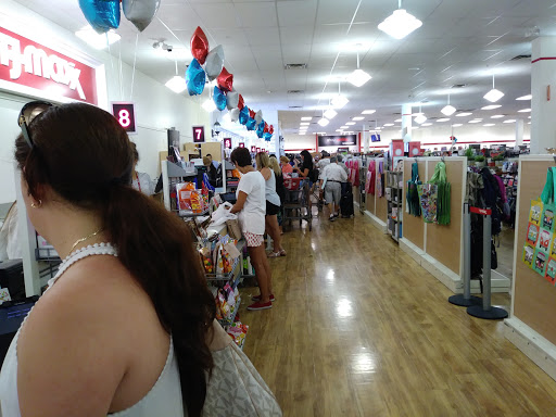 Furniture Store «HomeGoods», reviews and photos, 13580 SW 120th St, Miami, FL 33186, USA