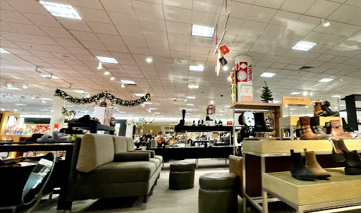 Department Store «Nordstrom Ross Park», reviews and photos, 1000 Ross Park Mall Dr, Pittsburgh, PA 15237, USA