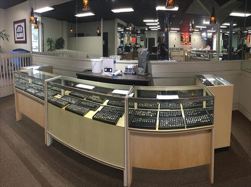 Wholesale Jeweler «Jewelry Barn & Pawn», reviews and photos, 2910 Scottsville Rd # B, Bowling Green, KY 42104, USA