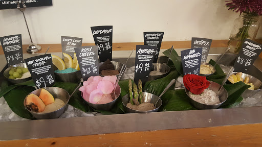 Cosmetics Store «Lush Cosmetics», reviews and photos, 3066 M St NW, Washington, DC 20007, USA