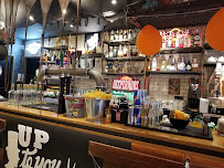Atmosphère du Up To You SQY - Bar Pub Restaurant à Montigny-le-Bretonneux - n°16