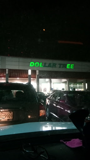 Dollar Store «Dollar Tree», reviews and photos, 380 E Capitol Dr, Milwaukee, WI 53212, USA