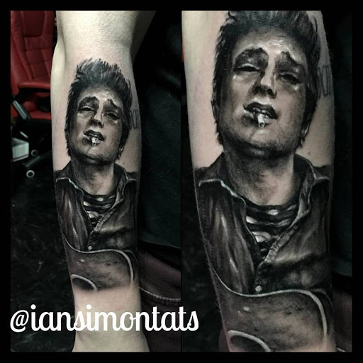 Tattoo Shop «Bitter Hearts Tattoo», reviews and photos, 2209 Mahoning Ave, Youngstown, OH 44509, USA