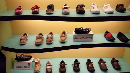 Shoe Store «Roderer Shoe Center», reviews and photos, 316 E Stroop Rd, Dayton, OH 45429, USA