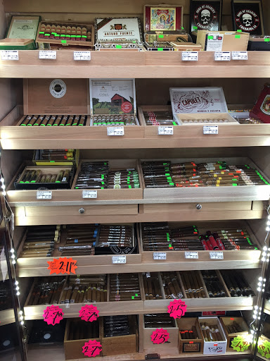 Liquor Store «The Liquor Store #5», reviews and photos, 2112 Holly Hall St, Houston, TX 77054, USA