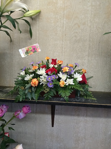 Florist «Always In Bloom Florist», reviews and photos, 872 17th St, Vero Beach, FL 32960, USA