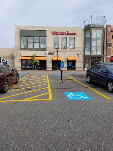 AT&T, 25309 Cedar Rd, Lyndhurst, OH 44124, USA, 