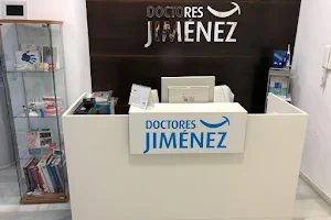 Centro Dental Doctores Jiménez image