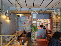 Atmosphère du Restaurant mexicain BARRIO MESHICA Village Jourdain à Paris - n°1
